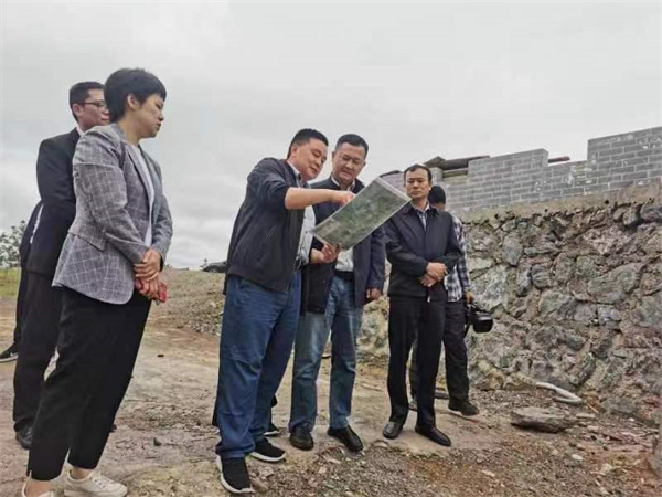 5月10日，副县长徐涌泗一行调研湖田山项目，星空网站网页版入口-星空online(中国)
党委书记、董事长洪筱明，湖田山执行董事邢辉姣陪同2.jpg